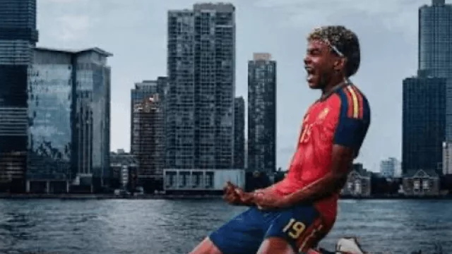 La figura gigante de Adidas de Lamile Yamal, en el Rio Hudson de NY (que se hizo viral ayer) ¿Por qué Adidas hizo eso?